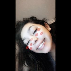 Meet your Posher, Alicea